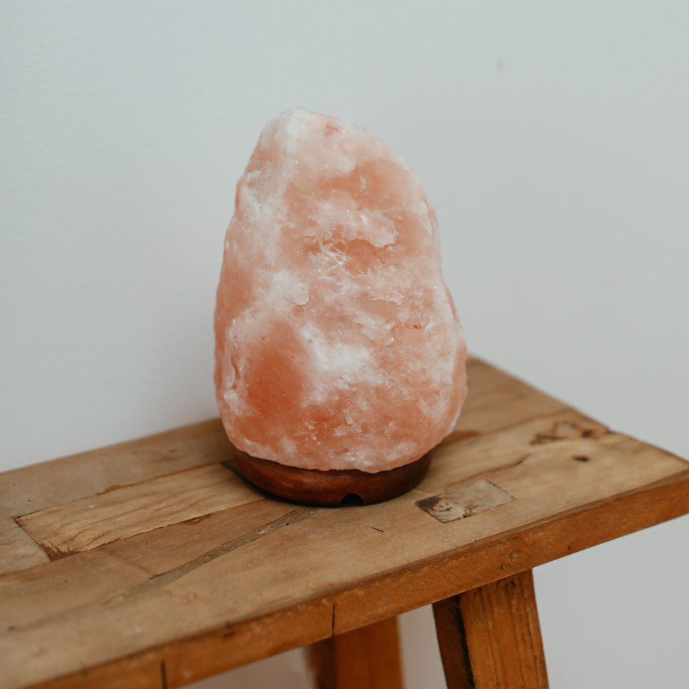 Himalaya Saltlampe 2-4 kg. med træfod